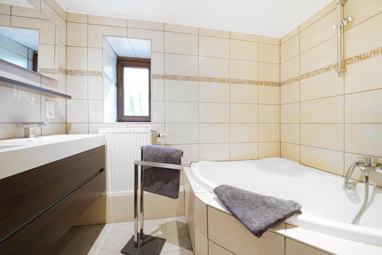 Le Clos Arbore Libramont-Chevigny Exterior photo